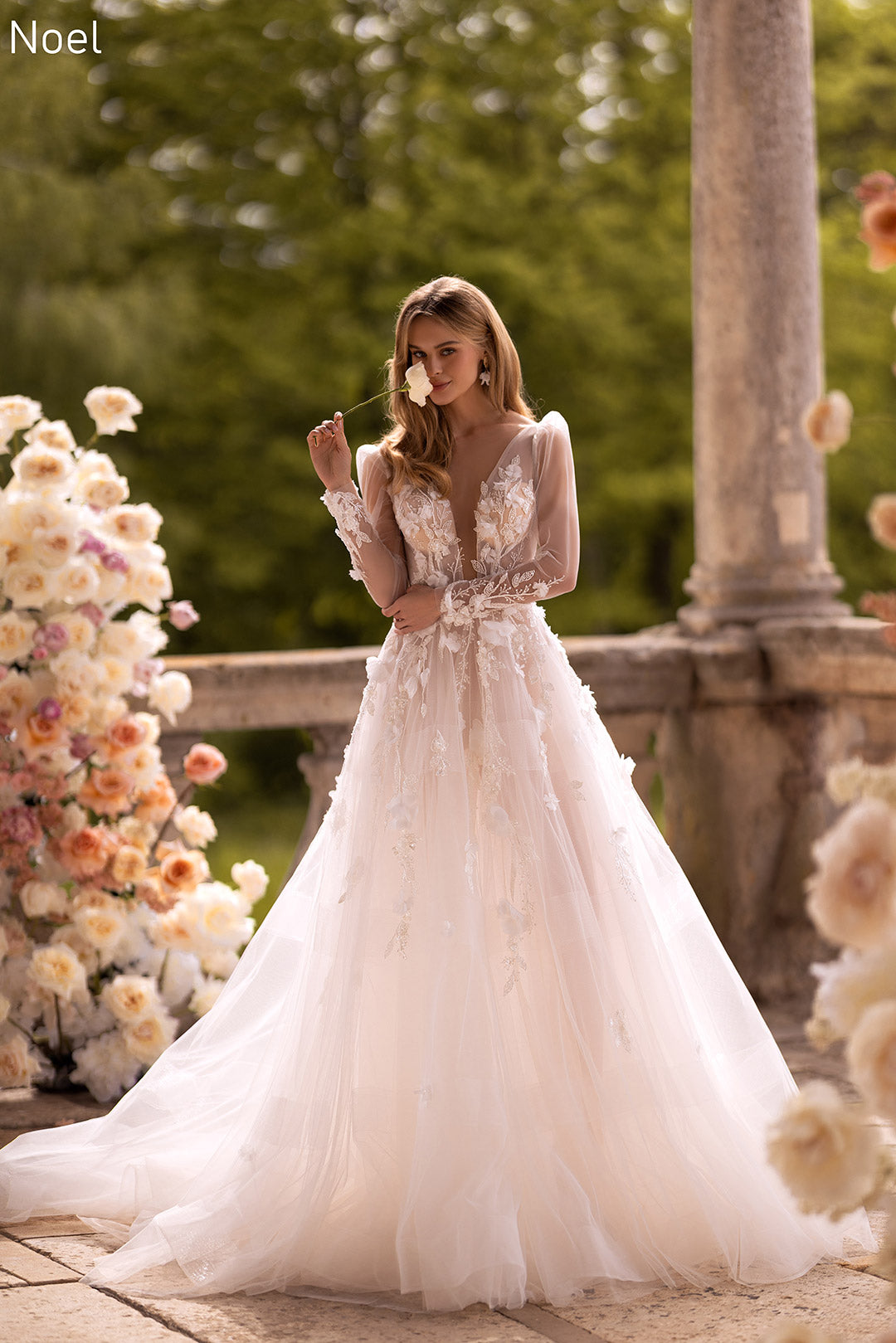 Noel, Monreal Bridal — Größe 40, Sample Sale