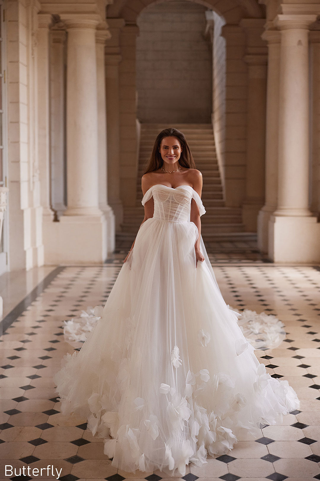 Butterfly, Monreal Bridal — Größe 40, Sample Sale